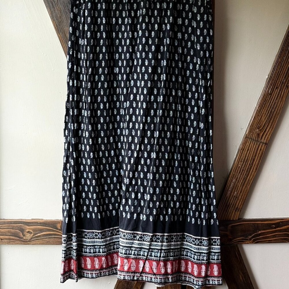 Lightweight Patterned Maxi Skirt - image 1